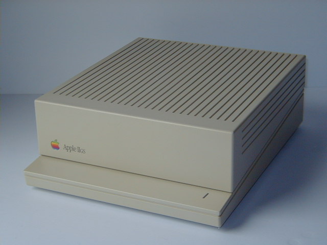 AppleIIgs本体（ROM01）